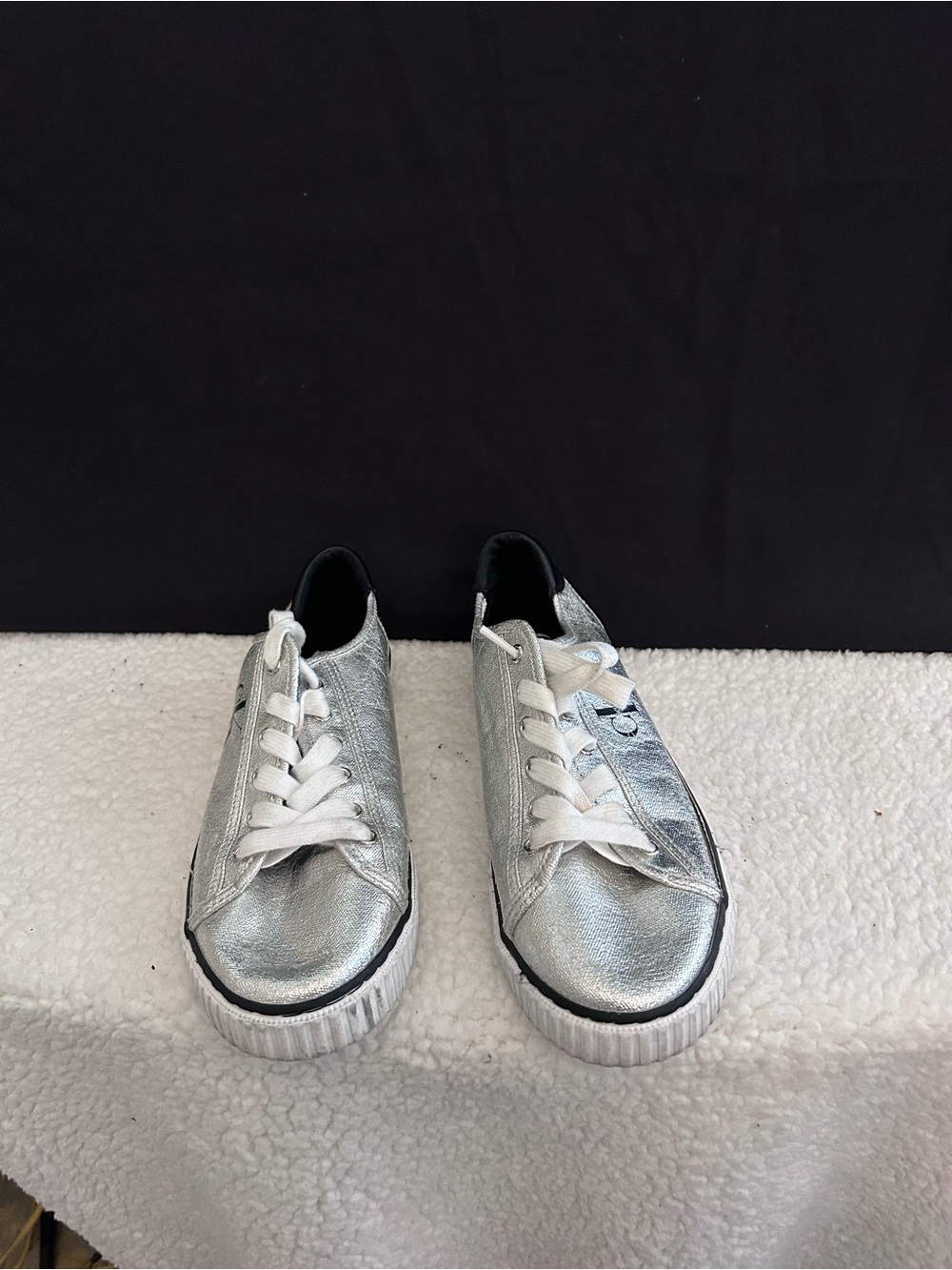 Ladies Metallic Silver Low-Top Sneakers